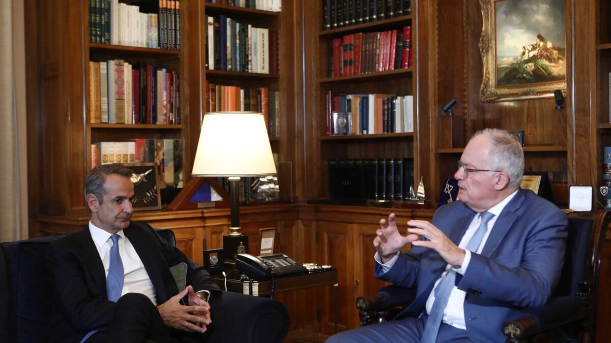 Μητσοτάκης σε Τασούλα: Μας περιμένει δύσκολος χειμώνας σε περιβάλλον πρωτοφανών γεωπολιτικών αναταράξεων 2 Μητσοτάκης σε Τασούλα: Μας περιμένει δύσκολος χειμώνας σε περιβάλλον πρωτοφανών γεωπολιτικών αναταράξεων