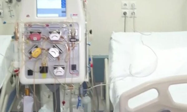 Θάνατος Γιώργου Μαζωνάκη: Πώς λειτουργεί η πλασμαφαίρεση – Βήμα βήμα η διαδικασία