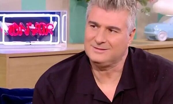 Νίκος Μωραΐτης: «Στα 22 γκρεμίστηκε όλη μου η παιδική ηλικία» – Η αναφορά στον Νότη Σφακιανάκη (Βίντεο)