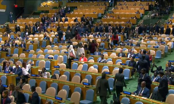 ΟΗΕ: Άδειασαν τα έδρανα στην ομιλία Νετανιάχου – Αποδοκιμασίες κατά του Ισραηλινού πρωθυπουργού – ΒΙΝΤΕΟ