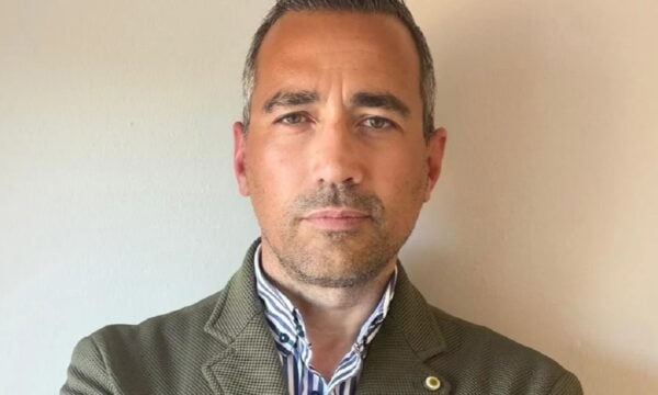 Ο Νυφούδης της ΕΛ.Α.Σ. βρήκε την περιουσία του 1% των υπερπλούσιων Ελλήνων στην Παγκόσμια Βάση Δεδομένων – Βίντεο
