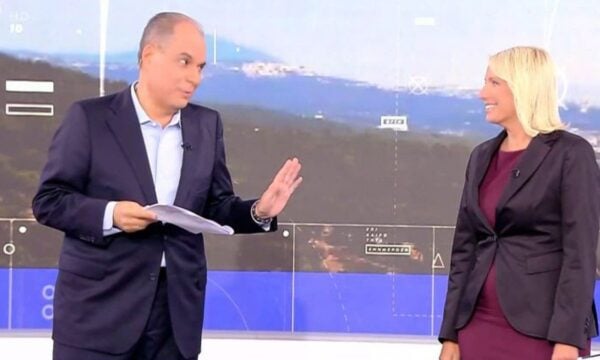 Νίκος Στραβελάκης: Η σχέση του με το OPEN μετά την επιστροφή του – Τι συμβαίνει με την Παπακωστοπούλου