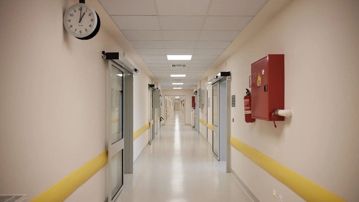 Πρέβεζα: «Δεν προκύπτει κακοποίηση ή υποσιτισμός» – Νέα μαρτυρία ανατρέπει τα δεδομένα στην υπόθεση με τα τρία αδελφάκια 1 Πρέβεζα: «Δεν προκύπτει κακοποίηση ή υποσιτισμός» – Νέα μαρτυρία ανατρέπει τα δεδομένα στην υπόθεση με τα τρία αδελφάκια
