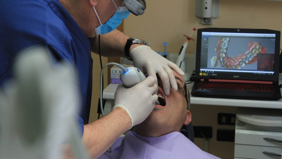 Ελληνική Οδοντιατρική Ομοσπονδία: Το Botox αναγνωρισμένη θεραπευτική πράξη – Μηδενική ανοχή σε παραπλανητικές διαφημίσεις 1 Ελληνική Οδοντιατρική Ομοσπονδία: Το Botox αναγνωρισμένη θεραπευτική πράξη – Μηδενική ανοχή σε παραπλανητικές διαφημίσεις