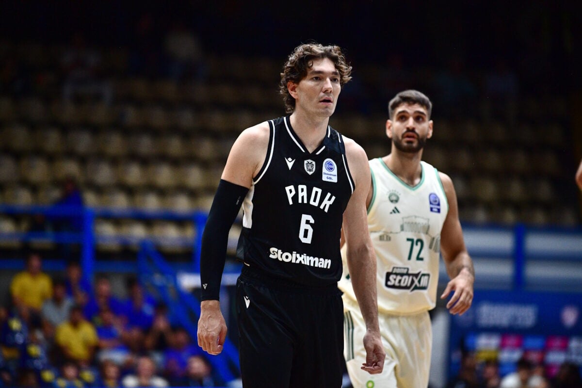 Παναθηναϊκός – ΠΑΟΚ 82-84: Ο Όσμαν απέκλεισε το «τριφύλλι» με τρίποντο στην εκπνοή και έστειλε τον «δικέφαλο» στον τελικό του Super Cup