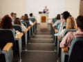 Μη κρατικά πανεπιστήμια: Ο Δικηγορικός Σύλλογος Αθηνών προσφεύγει στη Δικαιοσύνη για τις Νομικές Σχολές