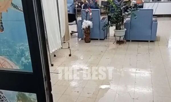 Πάτρα: Πλημμύρισε κτίριο στο νοσοκομείο «Άγιος Ανδρέας» από νερά της βροχής
