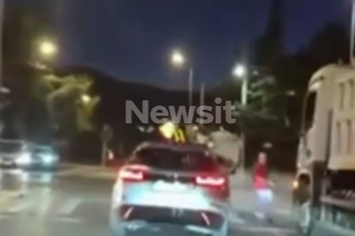 Τρόμος στη Λεωφ. Πεντέλης: 21χρονος πέρασε με κόκκινο και κόντεψε να παρασύρει πεζό – Βίντεο από την κούρσα