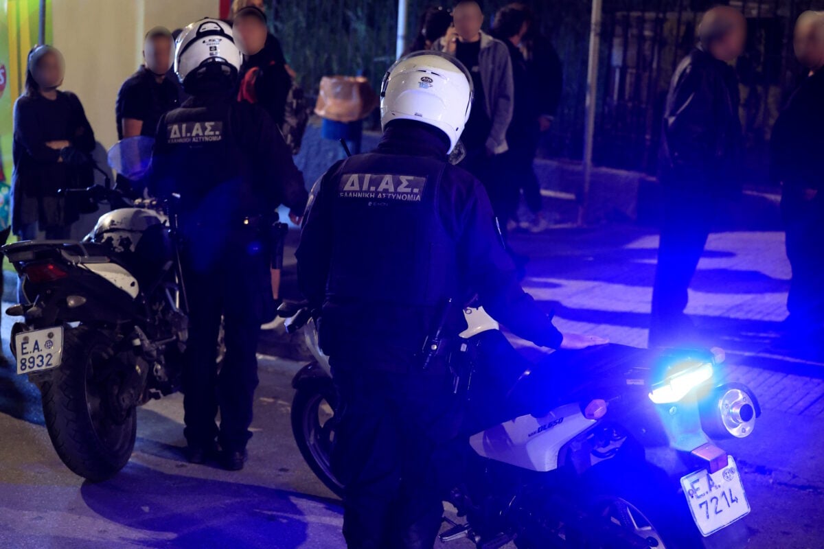 Νίκαια: Οπλισμένος άνδρας κρατά γυναίκα μέσα στο σπίτι του – Συναγερμός στην περιοχή