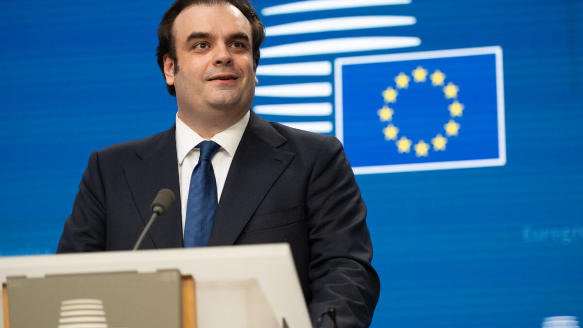 Πιερρακάκης στο Eurogroup: Πρέπει να επιταχύνουμε την πορεία προς μεγαλύτερη ενεργειακή ανεξαρτησία της Ευρώπης 2 Πιερρακάκης στο Eurogroup: Πρέπει να επιταχύνουμε την πορεία προς μεγαλύτερη ενεργειακή ανεξαρτησία της Ευρώπης