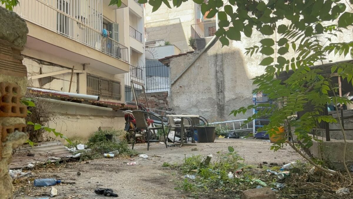 Θεσσαλονίκη: 13χρονη έπεσε από τον 5ο όροφο – Αδερφός της: «Θα κάνει χειρουργείο, χτύπησε τη σπονδυλική στήλη»