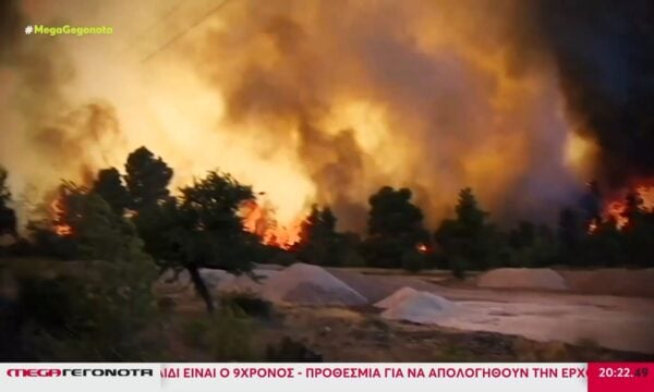 Φωτιά στη Δυτική Αττική: Αποκαλυπτικές εικόνες από το drone του MEGA – Ορατός ο κίνδυνος για πλημμύρες