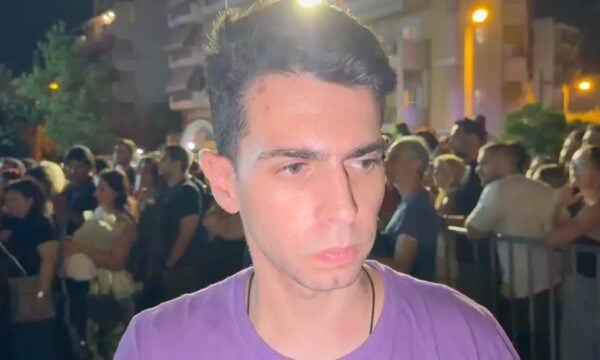 Humanity Greece: Στη λαϊκή αγρυπνία ο οργανισμός που τιμά η οικογένειά Μαζωνάκη και αντί στεφάνων, ζητά να γίνουν δωρεές για το έργο του