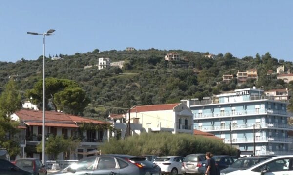 Ικανοποίηση στην Κύμη για τη φετινή τουριστική σεζόν