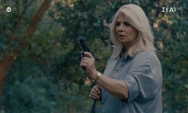 Μπλε Ώρες | Sneak Preview | Η Κορίνα εκβιάζει τον Πέτρο | 22/09/26