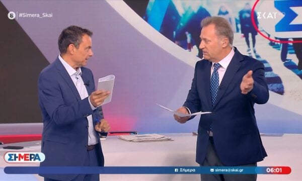 Οικονόμου για γενέθλια ΠΑΣΟΚ: «Πολύ ρετρό, ανέβαιναν στα τρακτέρ βουλευτές!»