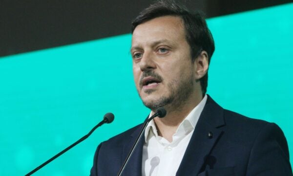 Πάνας (ΠΑΣΟΚ): Η ΕΛΑΣ είναι κόμμα που κινείται στα όρια της σοσιαλδημοκρατίας