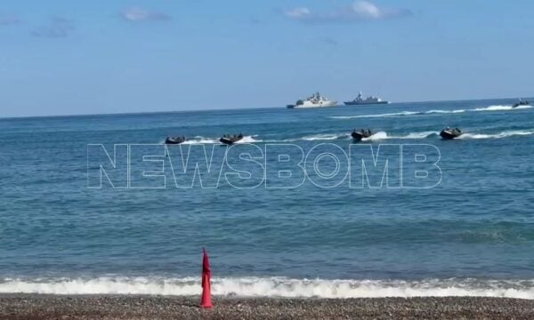 Πολεμικά πλοία του Πολεμικού Ναυτικού επιχειρούν ανοιχτά της Κρήτης στο πλαίσιο της «MEDUSA 15 – 2026»