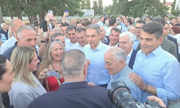 “Στη Θεσσαλονίκη χορτάσαμε λόγια και μουσαμάδες” / Μητσοτάκης στη θεμελίωση κολυμβητηρίου