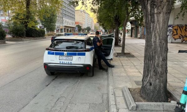 Θεσσαλονίκη: 13χρονη σοβαρά τραυματισμένη μετά από πτώση από τον 5ο όροφο ξενοδοχείου