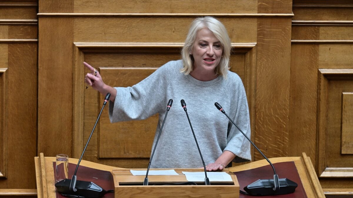Ρένα Δούρου: Χωρίς εθνική στρατηγική η χώρα – «Πλήρης κατάρρευση του πρωτογενή τομέα» – ΒΙΝΤΕΟ 1 Ρένα Δούρου: Χωρίς εθνική στρατηγική η χώρα – «Πλήρης κατάρρευση του πρωτογενή τομέα» – ΒΙΝΤΕΟ