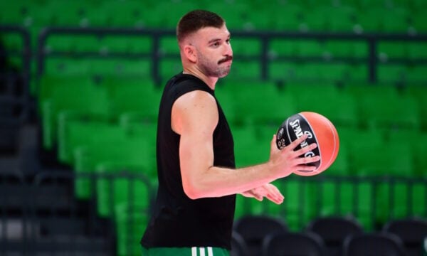 Ο Παναθηναϊκός ηττήθηκε 97-86 από το Μαρούσι σε φιλικό προετοιμασίας – Ενοχλήσεις και εξετάσεις για Ρογκαβόπουλο