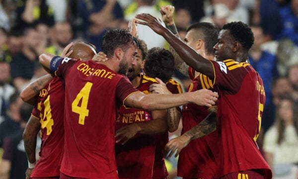 Serie A: Η Ρόμα έκανε το 4/4 κόντρα στην Τορίνο, νίκη της Κόμο του Δουβίκα επί της Πάρμα