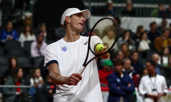 Davis Cup: Νέα ήττα του Στέφανου Σακελλαρίδη και αποκλεισμός της Ελλάδας με 3-2 από τη Σλοβακία