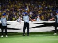 ΑΕΚ – ΛΑΣΚ: Η φοβερή ατμόσφαιρα στην Allwyn Arena με το «σεντόνι» και τον ύμνο του Champions League
