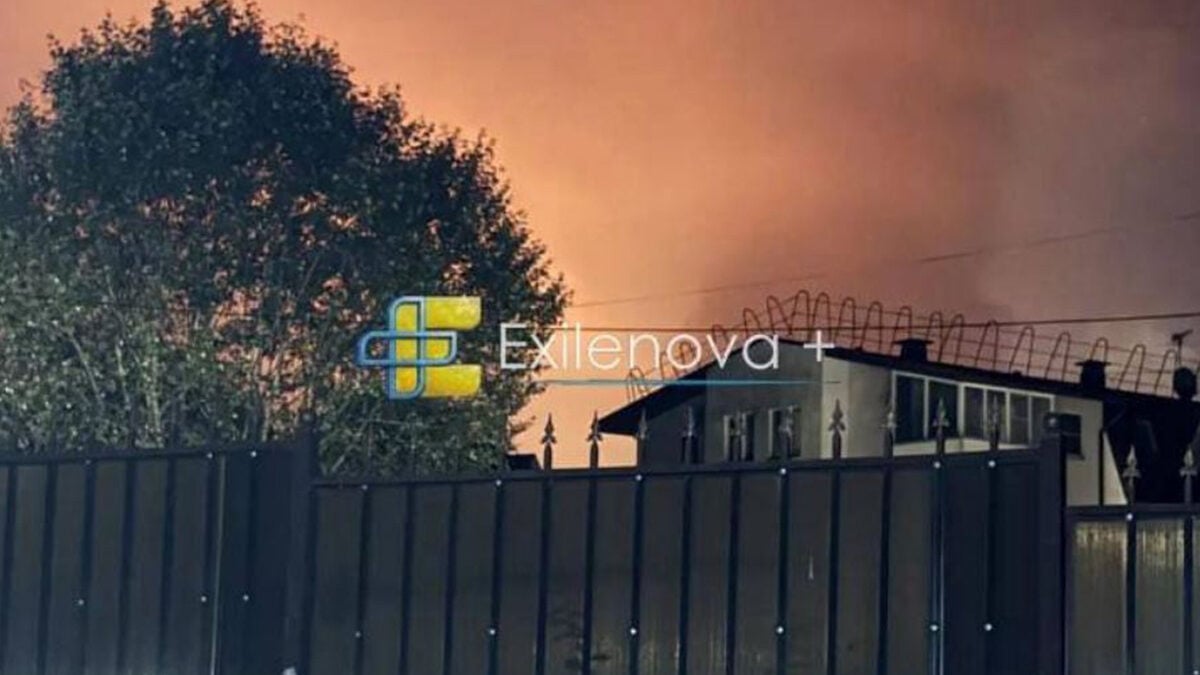 Ρωσία: Πυρκαγιά σε εγκατάσταση πετρελαίου στο Σότσι μετά από επίθεση ουκρανικών drones 1 Ρωσία: Πυρκαγιά σε εγκατάσταση πετρελαίου στο Σότσι μετά από επίθεση ουκρανικών drones