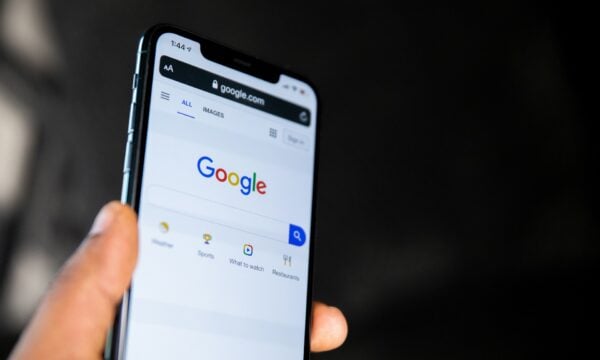 Ιρλανδία: Πρόστιμο 403 εκατ. ευρώ στην Google για τα δεδομένα τοποθεσίας των χρηστών – Πώς αποκάλυπταν ευαίσθητες προσωπικές πληροφορίες