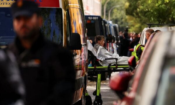 Ισπανία: Η κυβέρνηση ετοιμάζει νομοσχέδιο μετά τον σάλο για την έξωση 87χρονης από το σπίτι όπου ζούσε 70 χρόνια – «Εγώ δεν τα κατάφερα, εσείς παλέψτε»