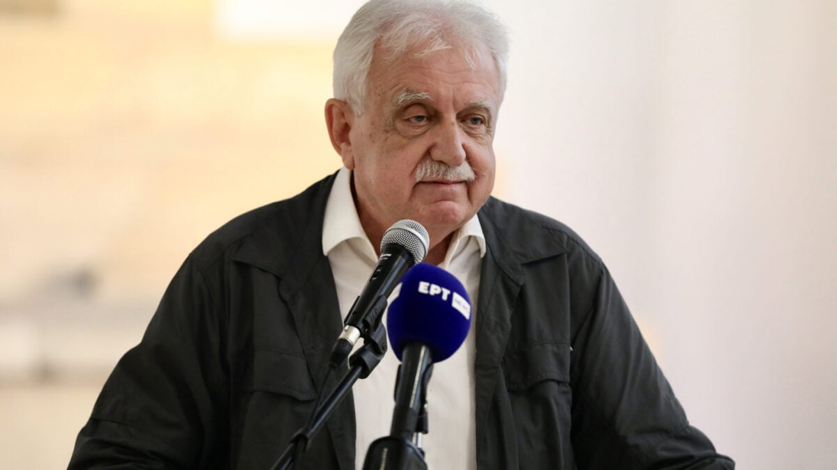 Παραιτήθηκε ο Σταύρος Μπένος από την Επιτροπή Ανασυγκρότησης Έβρου 1 Παραιτήθηκε ο Σταύρος Μπένος από την Επιτροπή Ανασυγκρότησης Έβρου