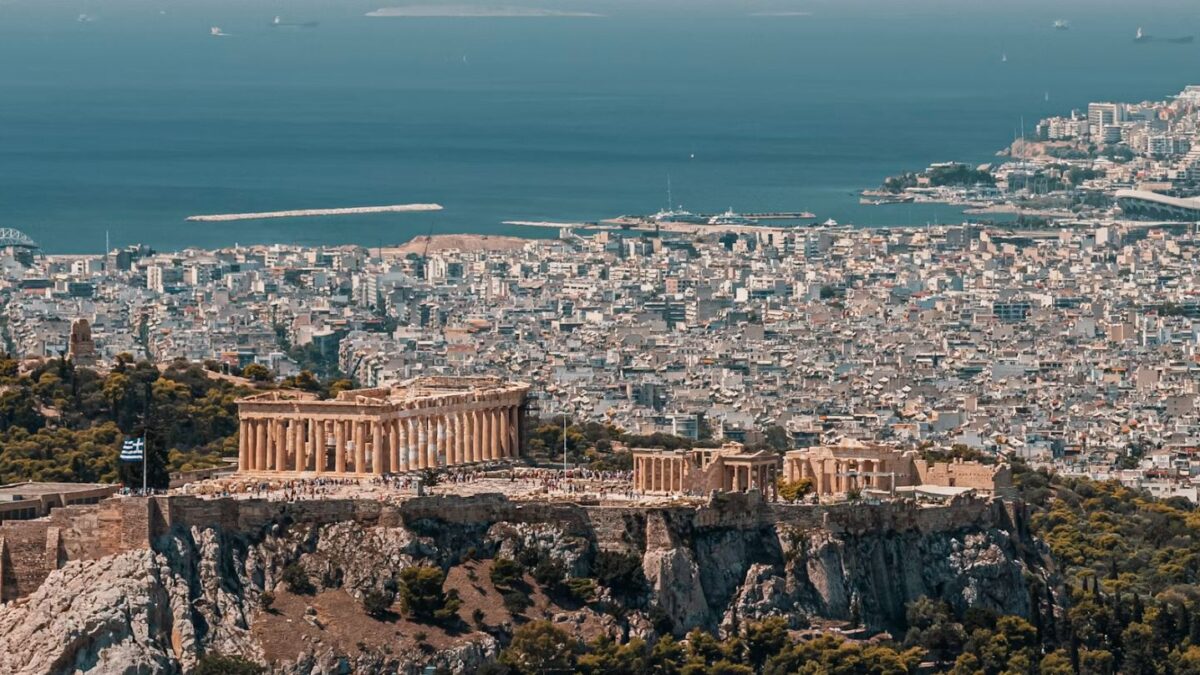 Επτά παρεμβάσεις για το στεγαστικό: Σπίτι μου ΙΙΙ και τα μέτρα για ΕΝΦΙΑ, κενά ακίνητα και βραχυχρόνιες μισθώσεις 1 Επτά παρεμβάσεις για το στεγαστικό: Σπίτι μου ΙΙΙ και τα μέτρα για ΕΝΦΙΑ, κενά ακίνητα και βραχυχρόνιες μισθώσεις
