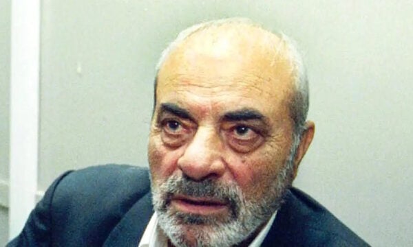 Στέλιος Καζαντζίδης: 25 χρόνια χωρίς τη «φωνή του λαού» που τραγούδησε τους καημούς των Ελλήνων