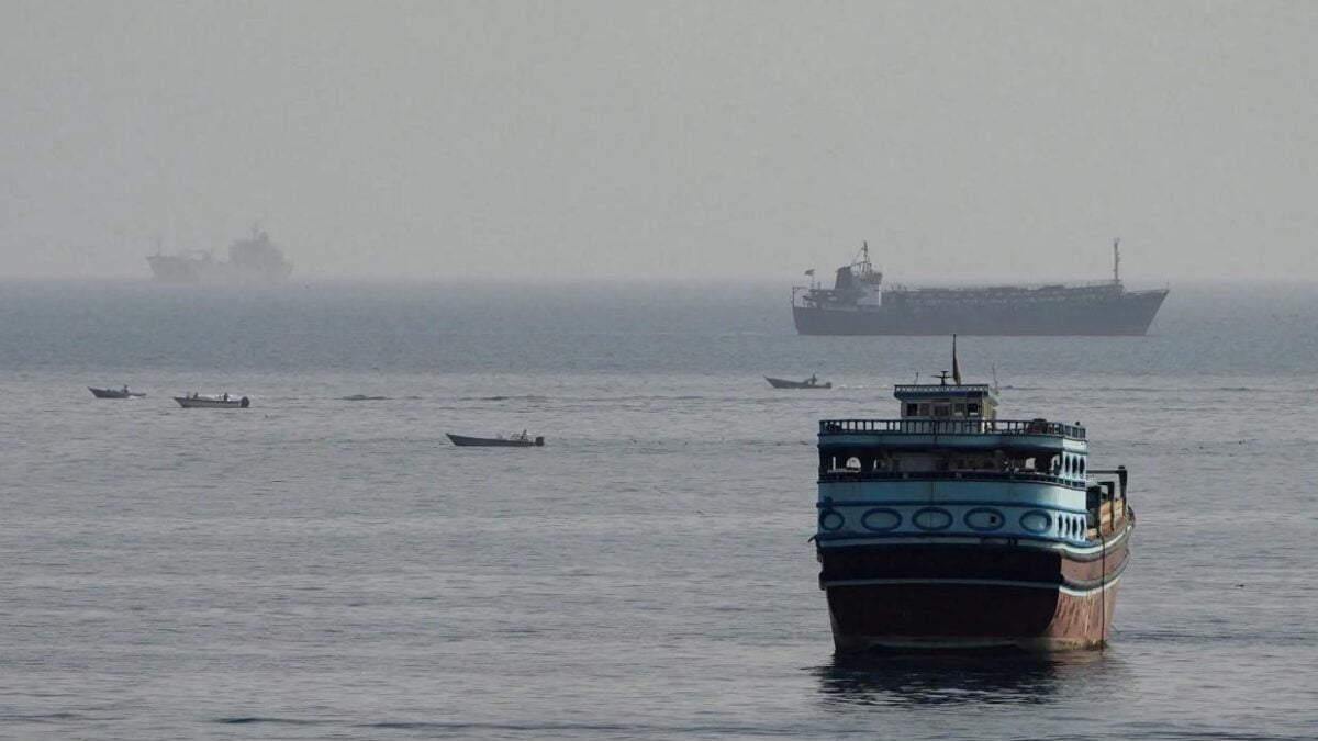 Σαουδική Αραβία: Το Ιράν πίσω από την επίθεση σε τάνκερ στα Στενά του Ορμούζ, δύο ναυτικοί νεκροί 1 Σαουδική Αραβία: Το Ιράν πίσω από την επίθεση σε τάνκερ στα Στενά του Ορμούζ, δύο ναυτικοί νεκροί