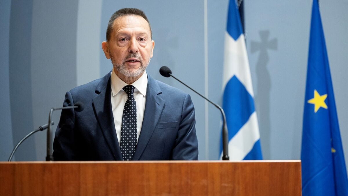 Στουρνάρας: Διπλή αναβάθμιση της Ελλάδας από Moody’s και Scope: «Οι καλές πολιτικές μπορούν να αλλάξουν τα πάντα» 1 Στουρνάρας: Διπλή αναβάθμιση της Ελλάδας από Moody’s και Scope: «Οι καλές πολιτικές μπορούν να αλλάξουν τα πάντα»