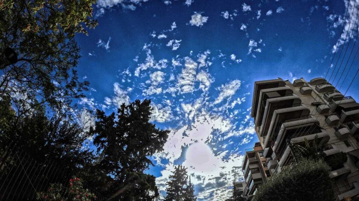 Καιρός αύριο: Τοπικές νεφώσεις και βροχές τη Δευτέρα – Έως 25 βαθμούς η θερμοκρασία 1 Καιρός αύριο: Τοπικές νεφώσεις και βροχές τη Δευτέρα – Έως 25 βαθμούς η θερμοκρασία