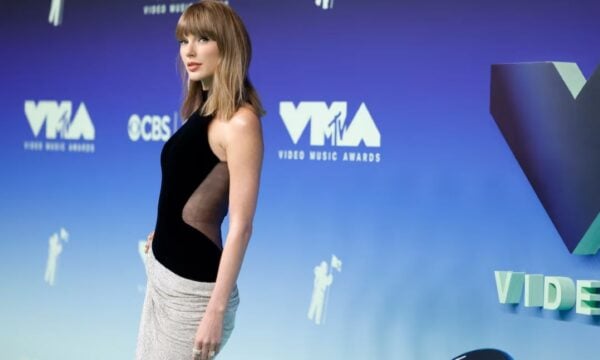 MTV VMAs 2026: Η Τέιλορ Σουίφτ ξεπέρασε τη Μπιγιόνσε – «Καλλιτέχνης της Χρονιάς» η Μαντόνα και τιμητικό βραβείο στους Nirvana