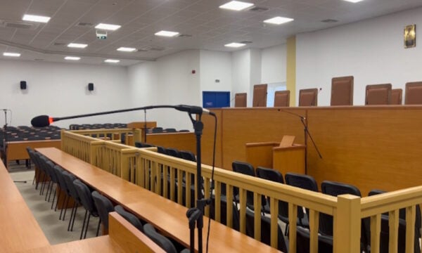 Δίκη για Τέμπη: Συνεχίζεται με πρόταση της εισαγγελέως για τον έλεγχο του κινητού του σταθμάρχη