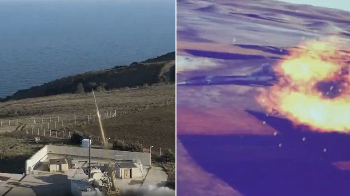 Τουρκία: Συνεχίζονται οι προκλήσεις με προσομοίωση του Hisar-O που καταρρίπτει ελληνικό Mirage 2000-5 – ΒΙΝΤΕΟ 1 Τουρκία: Συνεχίζονται οι προκλήσεις με προσομοίωση του Hisar-O που καταρρίπτει ελληνικό Mirage 2000-5 – ΒΙΝΤΕΟ