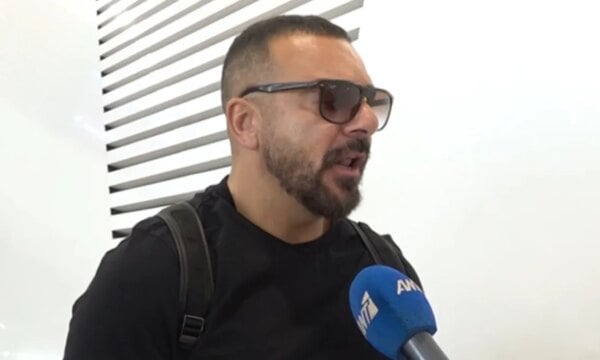 Τριαντάφυλλος: Γιατί δεν έχει σκεφτεί να γνωρίσει τη νέα σύντροφό του στον γιο του – «Αν είναι να το πω σε κάποιον…»