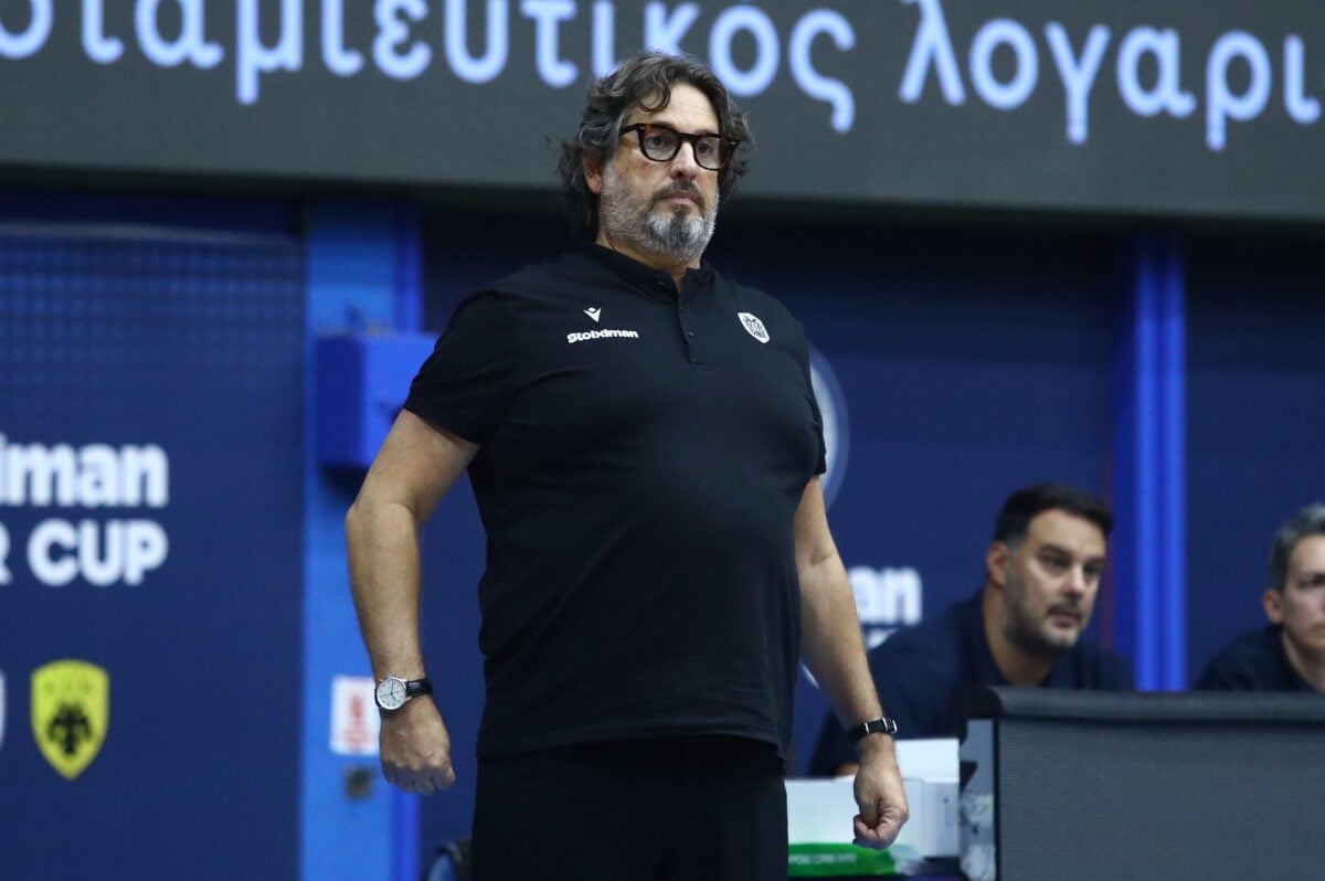 Αντρέα Τρινκιέρι: Έξαλλος για τις «30 βολές, 4 τεχνικές ποινές, προσπαθώ να καταλάβω τη διαιτησία»