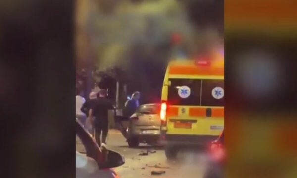 Τροχαίο στην Ποσειδώνος: Νεκροί οι 3 επιβαίνοντες του αυτοκινήτου που ανετράπη – Σε κρίσιμη κατάσταση οι 2 τραυματίες