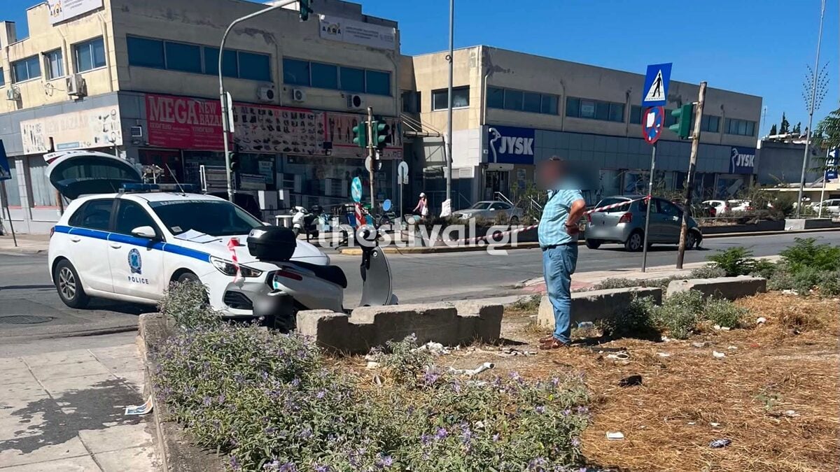 Τροχαίο στη Θεσσαλονίκη: Νεκρή νεαρή που έπεσε από τη μηχανή της και παρασύρθηκε από διερχόμενο αυτοκίνητο 2 Τροχαίο στη Θεσσαλονίκη: Νεκρή νεαρή που έπεσε από τη μηχανή της και παρασύρθηκε από διερχόμενο αυτοκίνητο