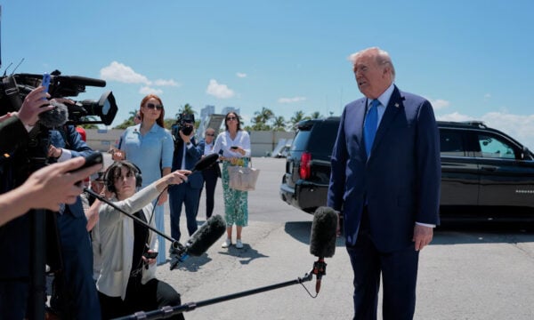 ΗΠΑ: CNN, Politico και MS NOW ζητούν επ’ αόριστον πρόσβαση στον Λευκό Οίκο – Απορρίφθηκε το επιχείρημα Τραμπ για «εθνική ασφάλεια»