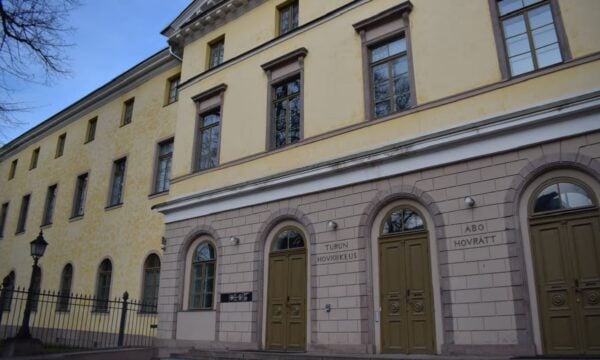 Φινλανδία: Φυλάκιση σε Ιρακινό που βίαζε συγγενή του και την εξανάγκασε σε γάμο στα 13 της