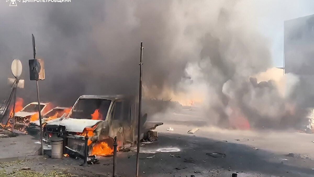 Ουκρανία: 5 νεκροί και 67 τραυματίες από ρωσική επίθεση σε εμπορικό κέντρο στο Πάβλογκραντ 1 Ουκρανία: 5 νεκροί και 67 τραυματίες από ρωσική επίθεση σε εμπορικό κέντρο στο Πάβλογκραντ