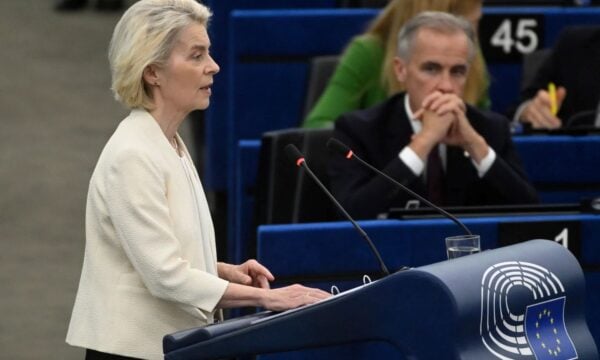 ΕΕ για τις απειλές Τραμπ: «Η προσέγγιση με τον Καναδά δεν στρέφεται εναντίον κανενός» – Τομείς συνεργασίας