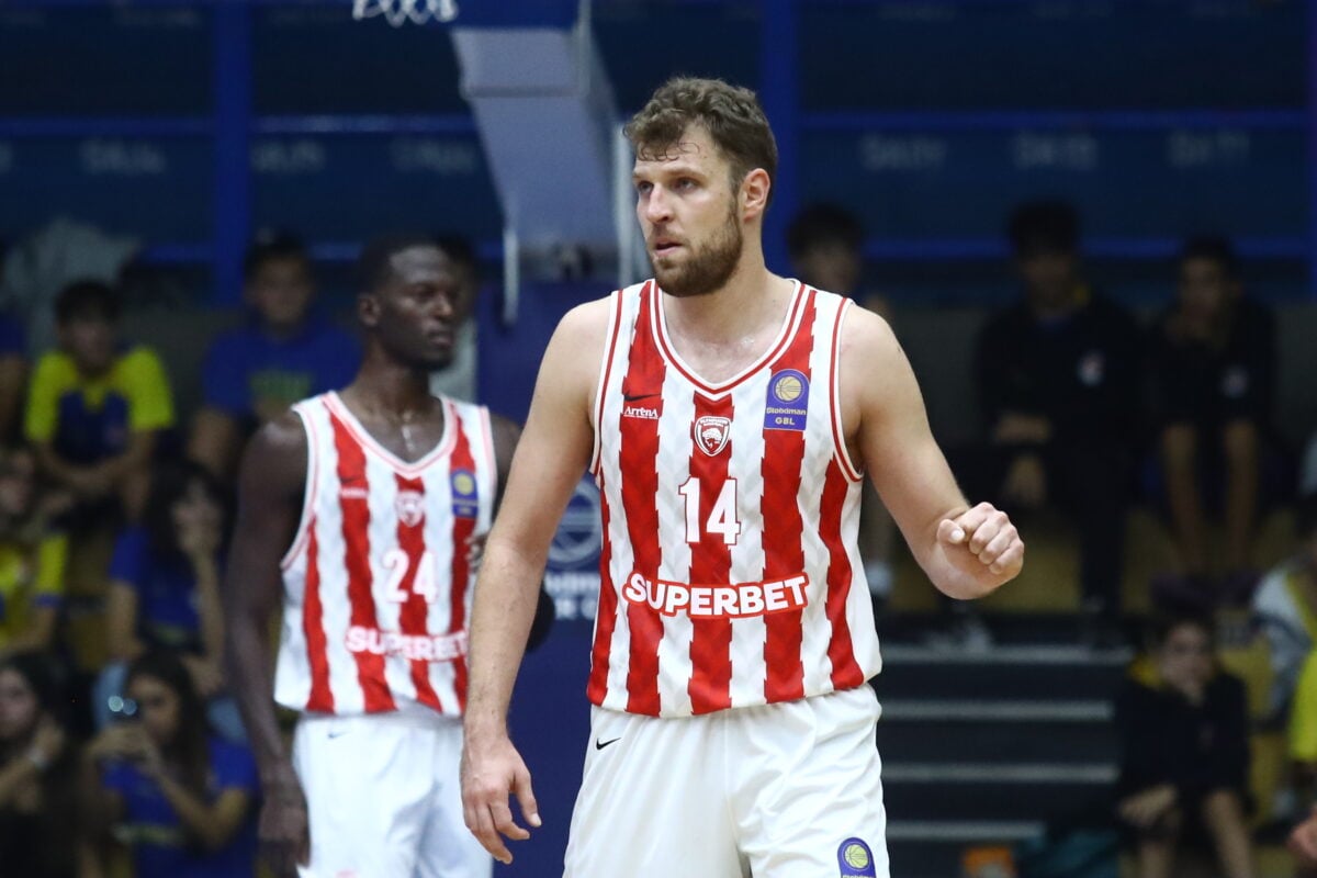 Ολυμπιακός – ΠΑΟΚ 101-96: Ο διαστημικός Βεζένκοφ και ο ψυχρός Μοντέρο έκριναν το Super Cup σε τελικό θρίλερ